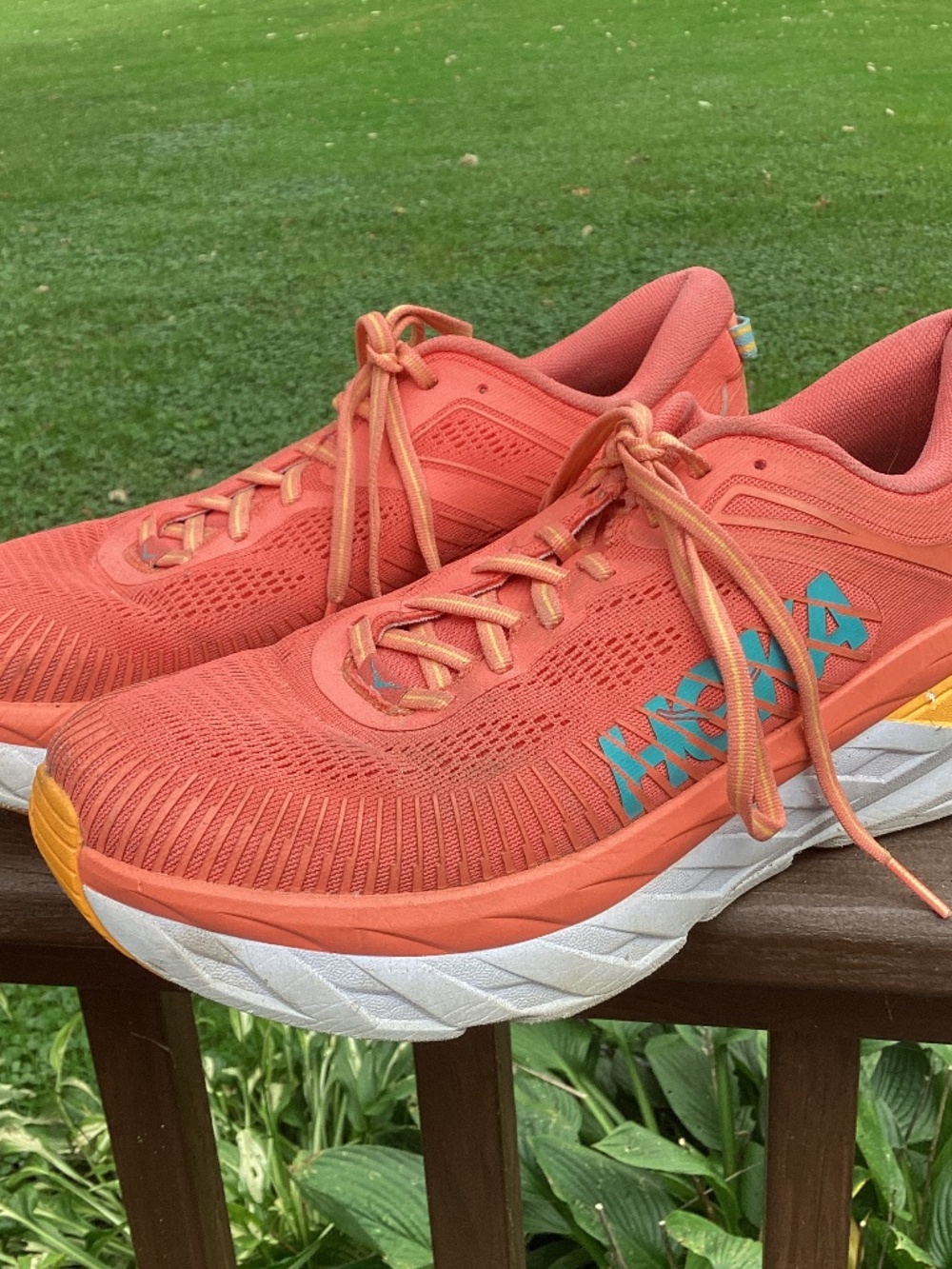 Hoka One One Bondi 7 Womens Size 10.5 Orange Yellow Running Shoes Sneakers Could
